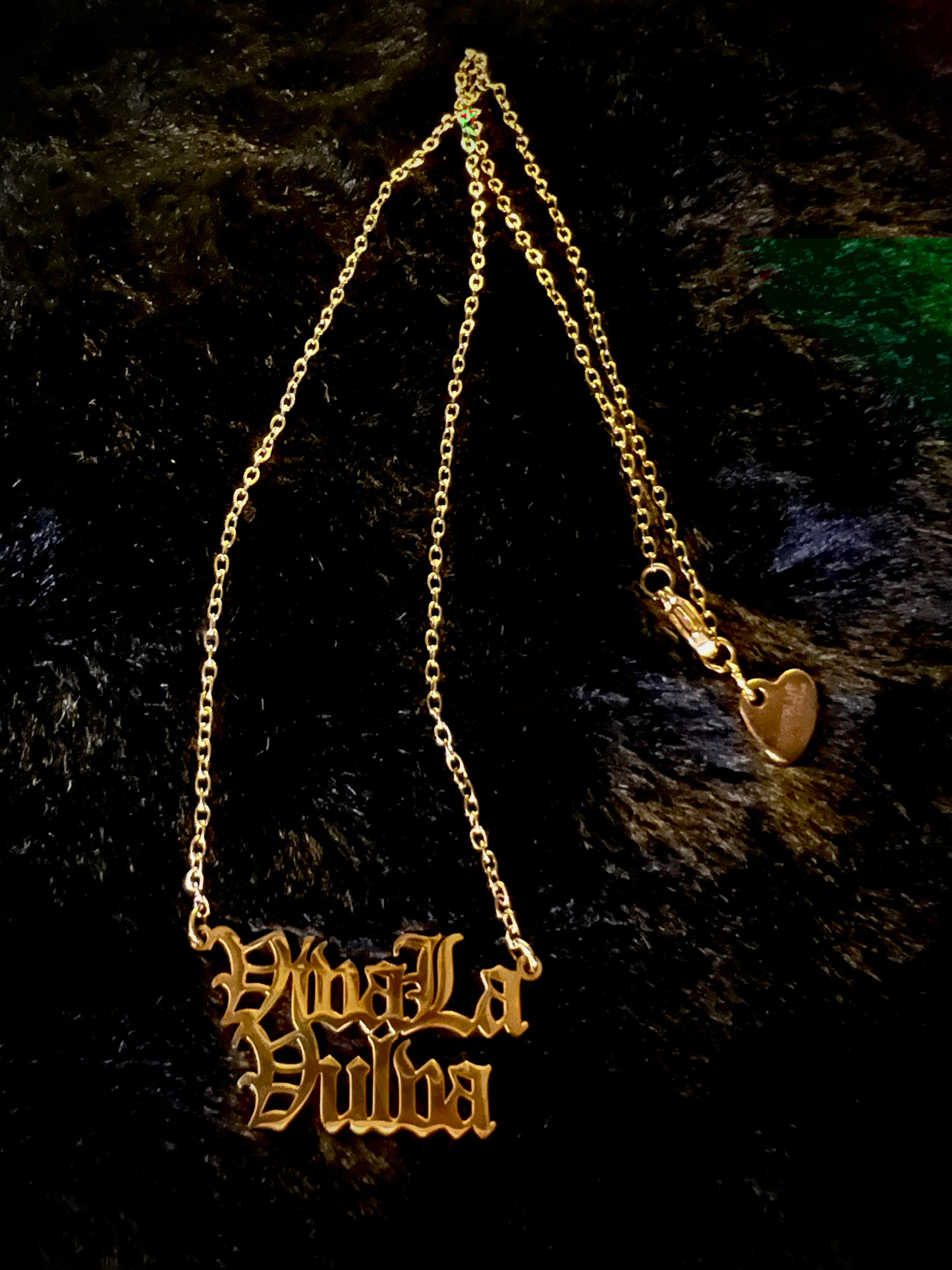 VIVA LA VULVA Kette - gold