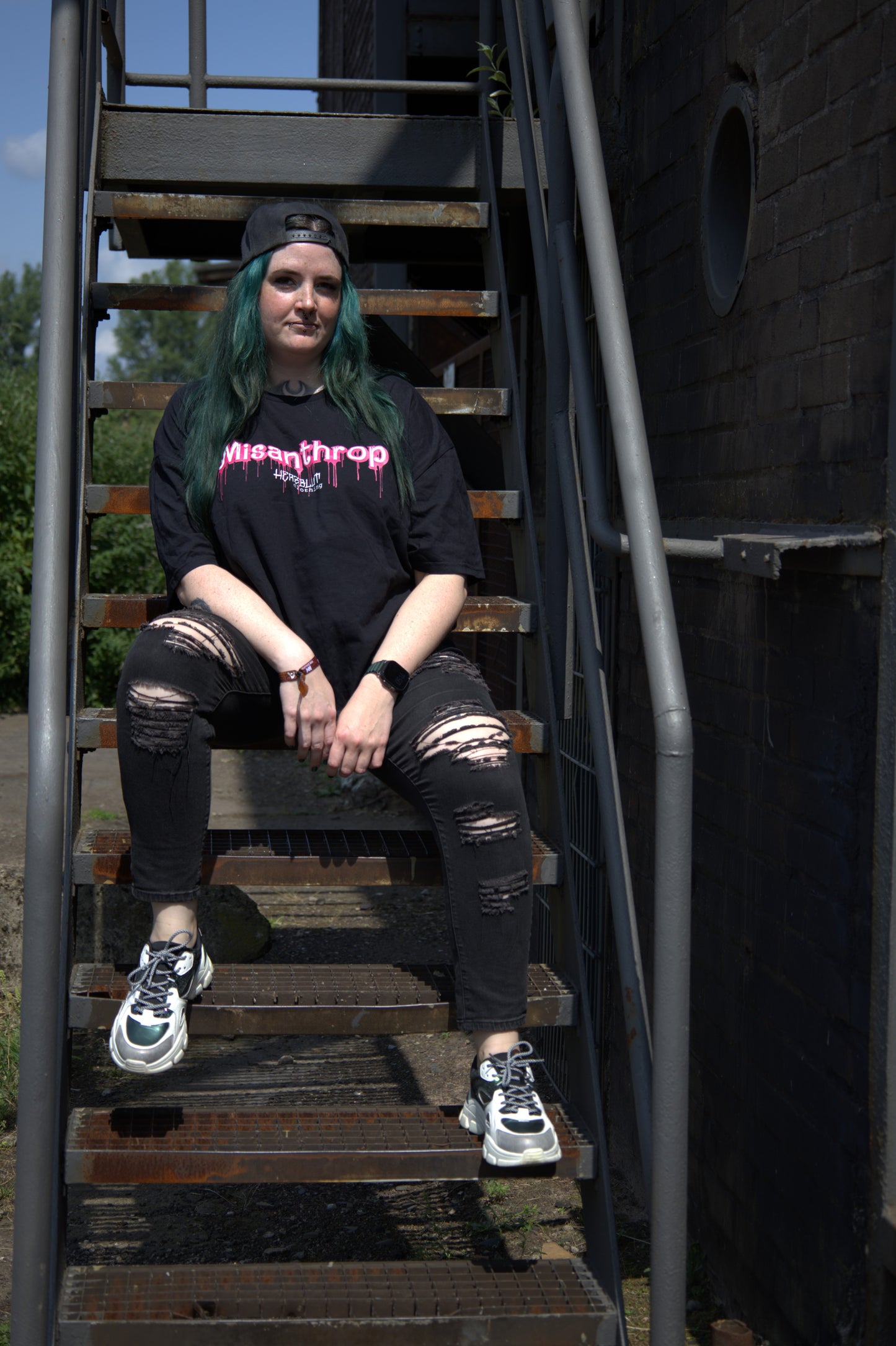 MISANTHROP PINK DOLL - T-Shirt - schwarz